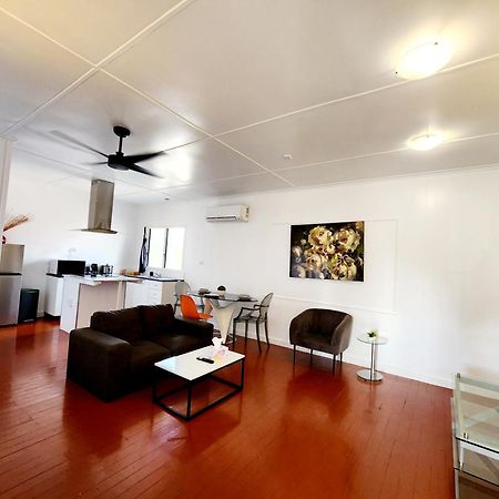 K - Town Hotel Katherine Ngoại thất bức ảnh