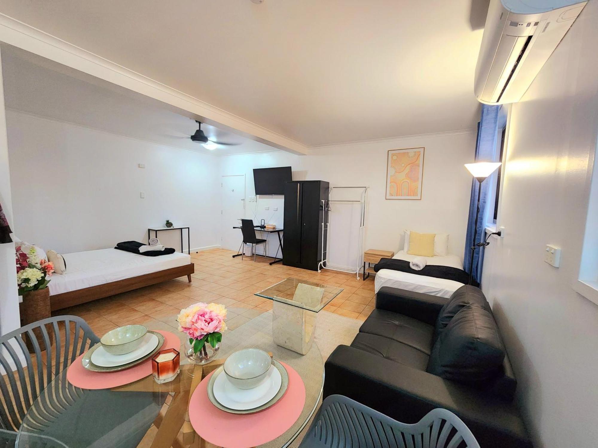 K - Town Hotel Katherine Ngoại thất bức ảnh